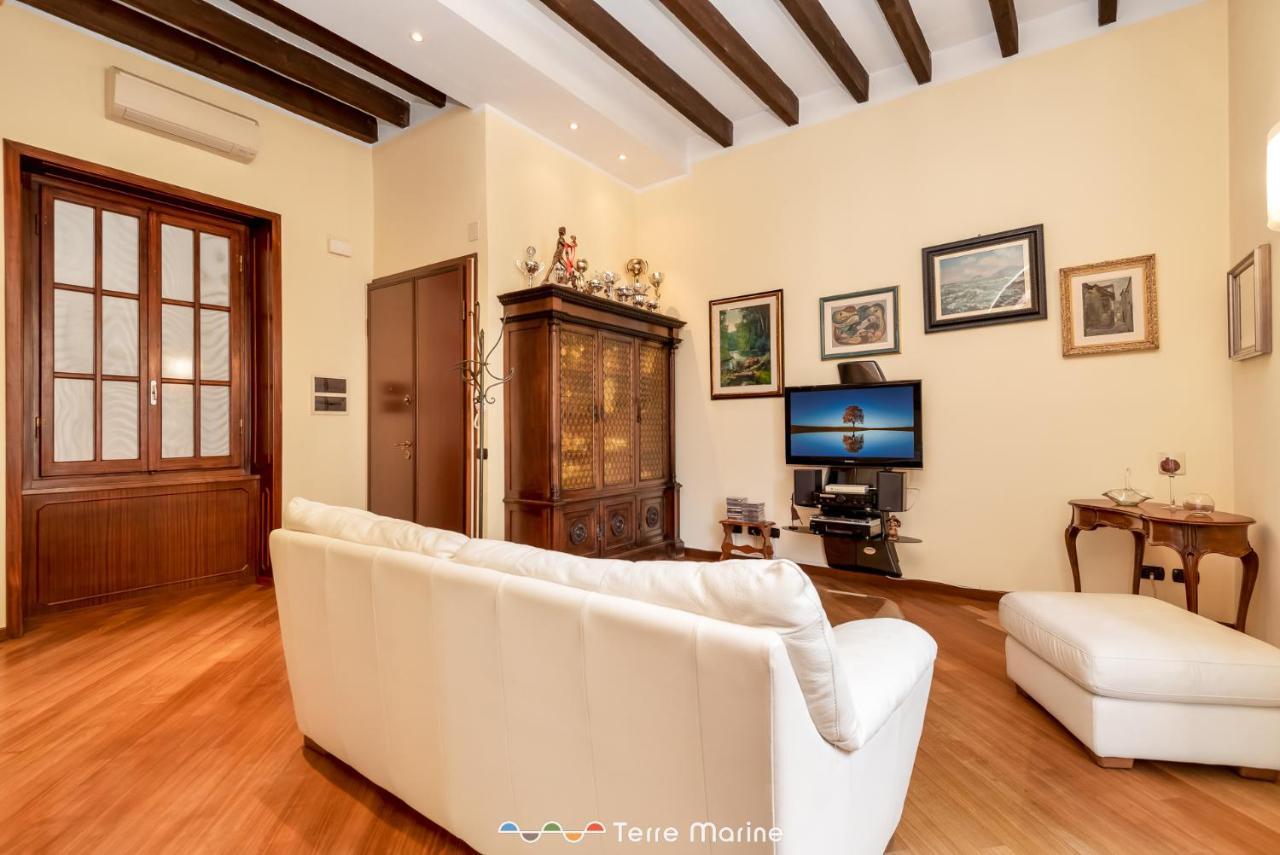 Gallery 22, Terremarine Apartment La Spezia Bagian luar foto