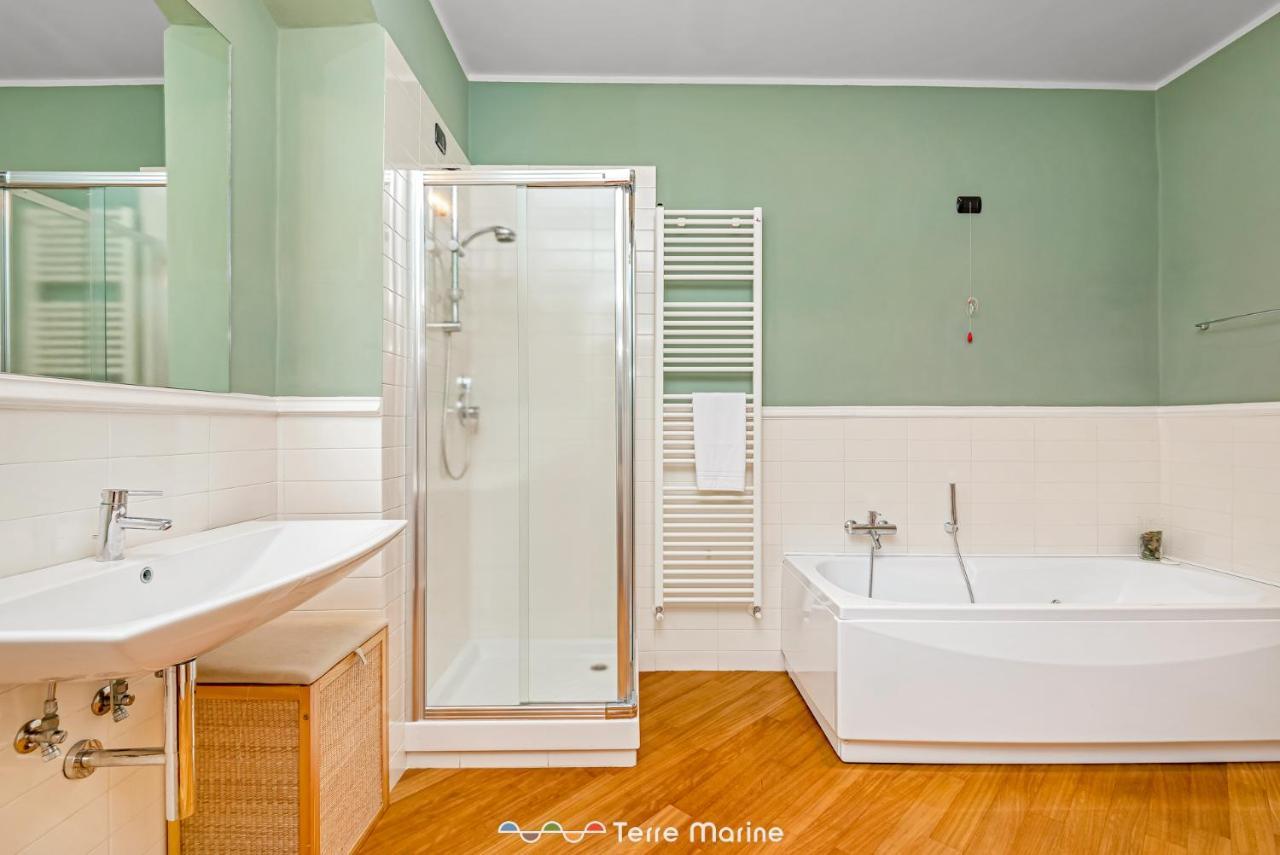 Gallery 22, Terremarine Apartment La Spezia Bagian luar foto
